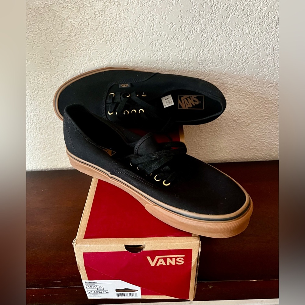 Vans Men's Black/Rubber Skate Shoes Sneakers Men’s Sz 12 {New In Box, No Tag}